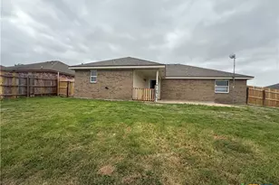 404 Blayton St, Troy, TX 76579 - Photo 31