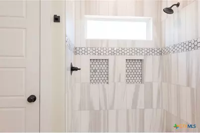 1105 W 1st Street, Lampasas, TX 76550 - Photo 23