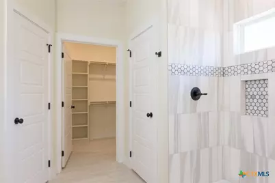 1105 W 1st Street, Lampasas, TX 76550 - Photo 25