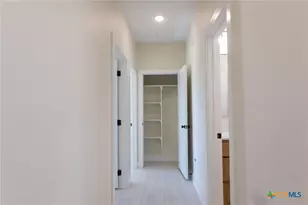 1105 W 1st St, Lampasas, TX 76550 - Photo 19