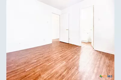 111 Hughson Court, San Marcos, TX 78666 - Photo 13