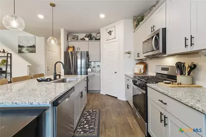 393 Trent Drive, New Braunfels, TX 78130 - Photo 13