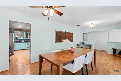 111 Mission Drive, New Braunfels, TX 78130 - Photo 7