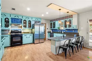 111 Mission Dr, New Braunfels, TX 78130 - Photo 9