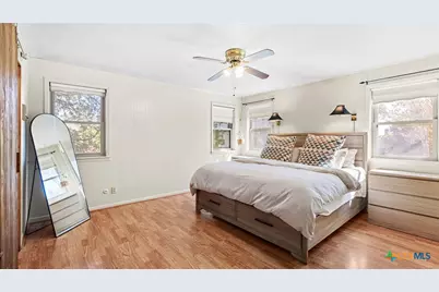 111 Mission Drive, New Braunfels, TX 78130 - Photo 15