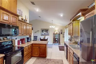 164 Russell Rd, Victoria, TX 77904 - Photo 19