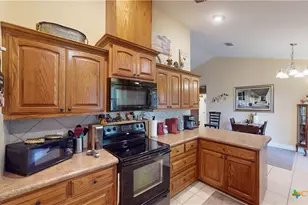 164 Russell Rd, Victoria, TX 77904 - Photo 15