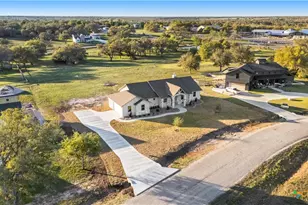 112 Ridgehaven Trl, Victoria, TX 77905 - Photo 45