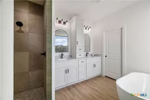 112 Ridgehaven Trl, Victoria, TX 77905 - Photo 31