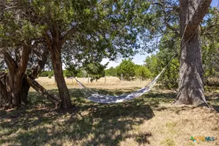 495 Hill Country Dr, Pipe Creek, TX 78063 - Photo 25