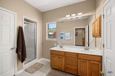 495 Hill Country Drive, Lakehills, TX 78063 - Photo 19