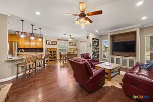 495 Hill Country Dr, Pipe Creek, TX 78063 - Photo 9