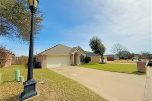 2314 Kingsbury Dr, Temple, TX 76502 - Photo 17