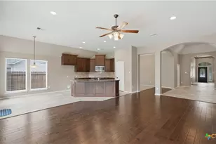 2125 Pioneer Pass, Seguin, TX 78155 - Photo 5