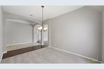 2125 Pioneer Pass, Seguin, TX 78155 - Photo 3