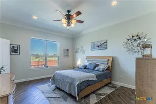 300 Magan Ln, Jarrell, TX 76537 - Photo 13