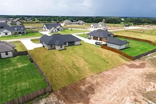 11043 Eagle Walk Blvd, Salado, TX 76571 - Photo 39
