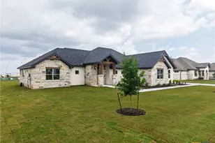 11043 Eagle Walk Blvd, Salado, TX 76571 - Photo 5