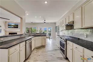 971 Barbara Dr, Canyon Lake, TX 78133 - Photo 9