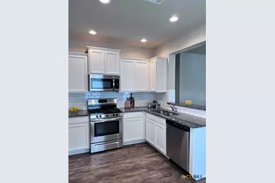 448 Mallow Drive, New Braunfels, TX 78130 - Photo 13