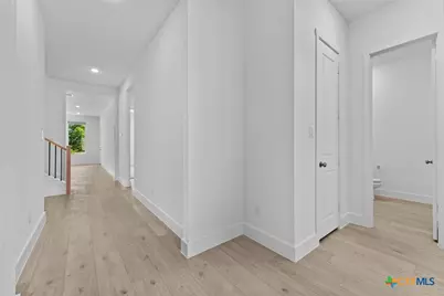 5524 Paschal Park, New Braunfels, TX 78132 - Photo 11