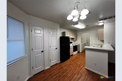 125 Cedargrove Grove, San Marcos, TX 78666 - Photo 3