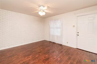 1719 S 39th Street, Temple, TX 76504 - Photo 7