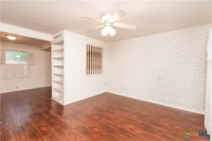 1719 S 39th St, Temple, TX 76504 - Photo 5