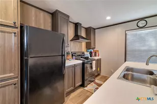 441 Private Rd 1065, Hallettsville, TX 77964 - Photo 5