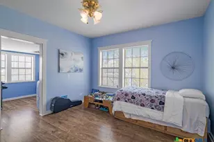 205 Hubbard St, Yoakum, TX 77995 - Photo 25
