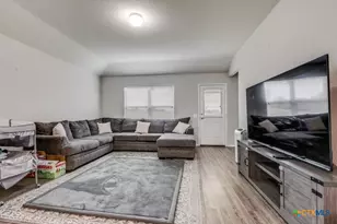 927 Watson Wy, San Antonio, TX 78221 - Photo 19