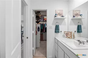 323 Alta Vis Ter, Seguin, TX 78155 - Photo 21