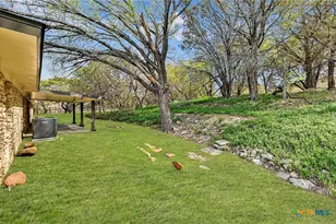 369 County Rd 4314, Lampasas, TX 76550 - Photo 25