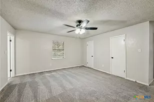 369 County Rd 4314, Lampasas, TX 76550 - Photo 17