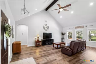 267 Oak Vw Dr, Inez, TX 77968 - Photo 3