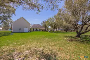 267 Oak Vw Dr, Inez, TX 77968 - Photo 27