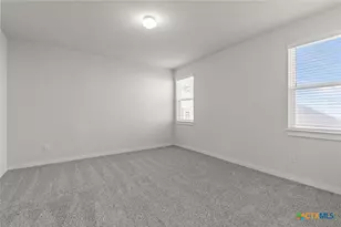 4837 Park Gln, Marion, TX 78124 - Photo 13