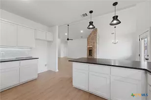 111 Overlook Trl, Copperas Cove, TX 76522 - Photo 13