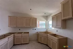 111 Overlook Trl, Copperas Cove, TX 76522 - Photo 9