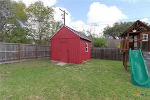 417 Salisbury Ln, Victoria, TX 77904 - Photo 43