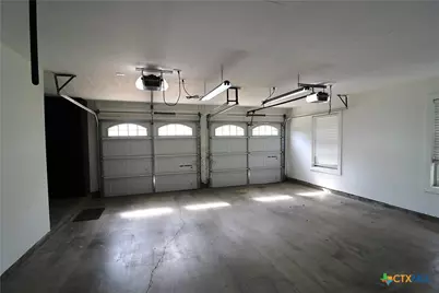 417 Salisbury Lane, Victoria, TX 77904 - Photo 25