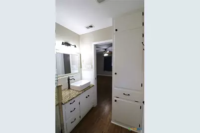 417 Salisbury Lane, Victoria, TX 77904 - Photo 39