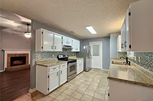 2214 Sherman Dr, Killeen, TX 76543 - Photo 3