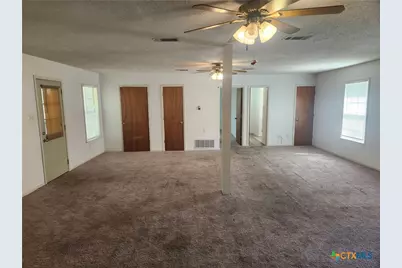 1415 N 7th Street, Temple, TX 76501 - Photo 9