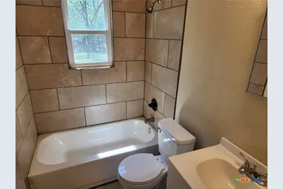 1817 E Barton Avenue, Temple, TX 76501 - Photo 7