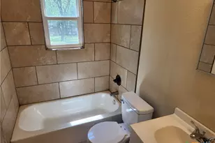 1817 E Barton Ave, Temple, TX 76501 - Photo 7