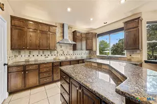 5545 Cliff Estates Rd, Temple, TX 76502 - Photo 11