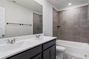 724 Clara Park, New Braunfels, TX 78130 - Photo 11