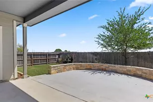 724 Clara Park, New Braunfels, TX 78130 - Photo 17
