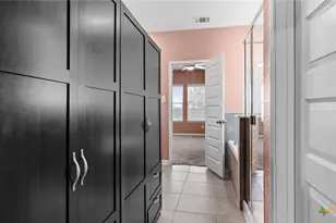 724 Clara Park, New Braunfels, TX 78130 - Photo 15